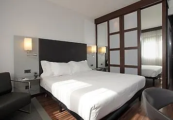 Ac By Marriott Отель 4*